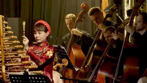  Vo Ngoc Tram's Helsinki Harmony: A Magical Night of Vietnamese Music and Laughter